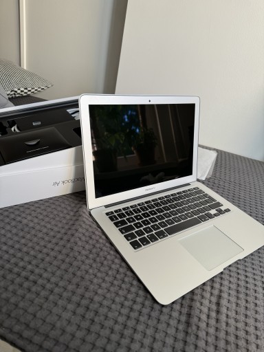 Zdjęcie oferty: MacBook Air 13 A1466 MQD32ZE/A