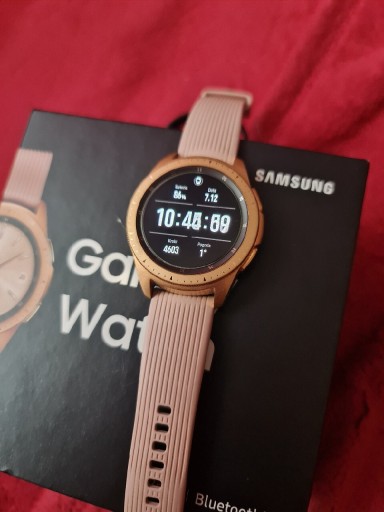 Zdjęcie oferty: Smartwatch Galaxy Watch 42mm rose gold