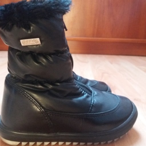 Zdjęcie oferty: Buty kozaki Bartek rozm.28 cm