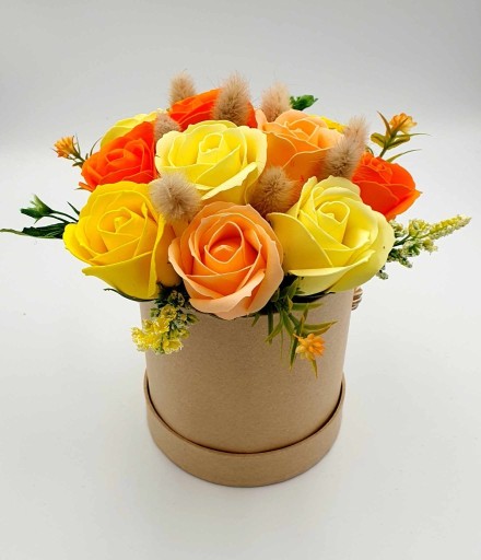 Zdjęcie oferty: Kwiaty mydlane Dla Babci i Dziadka - flowerbox