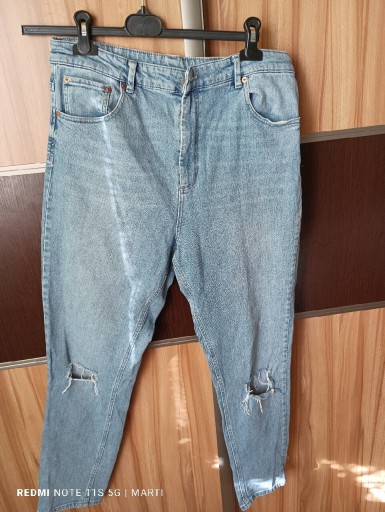Zdjęcie oferty: Spodnie mom jeans ASOS r.42