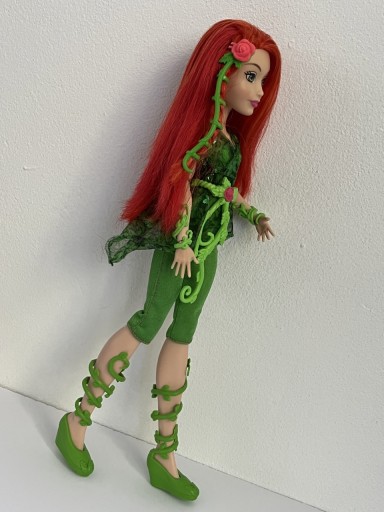 Zdjęcie oferty: DC Super Hero Ivy Poison kolekcjonerska lalka 31cm