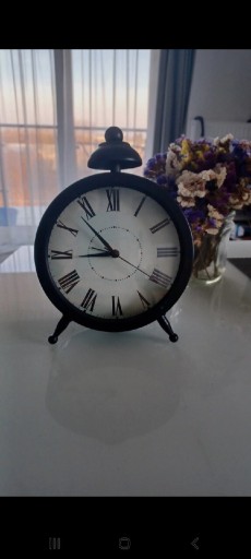 Zdjęcie oferty: Zegar budzik Czarny Metaliczny Duży 