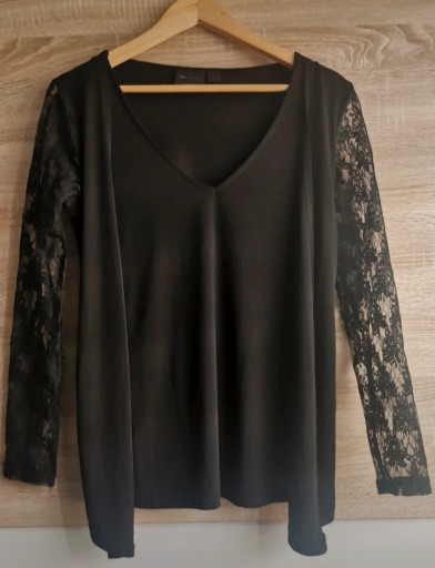 Zdjęcie oferty: Nowa czarna Bluzka 2w1 rozmiar M bonprix 