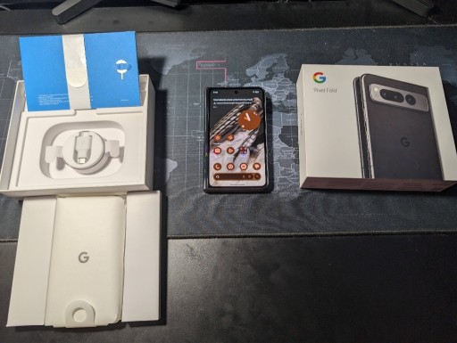 Zdjęcie oferty: Google Pixel Fold 5G 12/256 GB Black - GWARANCJA - 221 złożeń