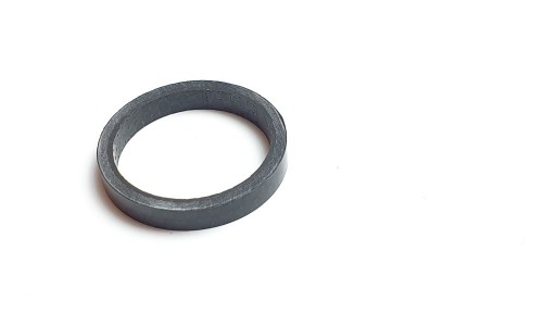 Zdjęcie oferty: Pierścień karbon na rurę kierownicy dł. 5mm 