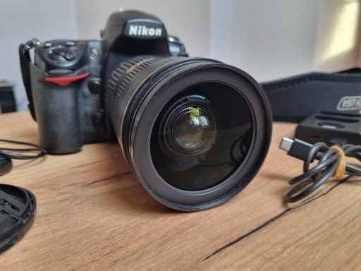 Zdjęcie oferty: Nikon D90+ Obiektyw NIKKOR 24-70mm 2.8, plus akcesoria