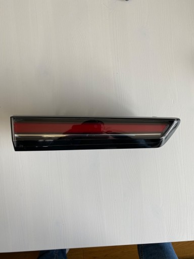 Zdjęcie oferty: Lampa lewa tył klapa Opel Mokka B 9833944480