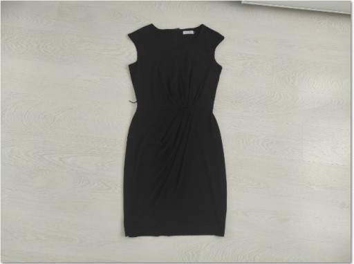Zdjęcie oferty: Sukienka midi Calvin Klein czarna 36 38 drapowana 