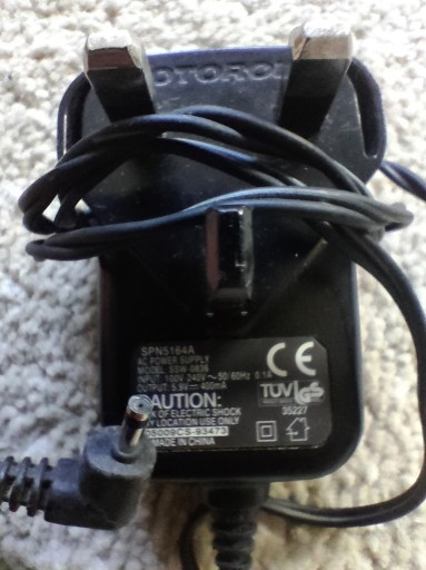 Zdjęcie oferty: Zasilacz Motorola SPN5164A 5.9V 400mA