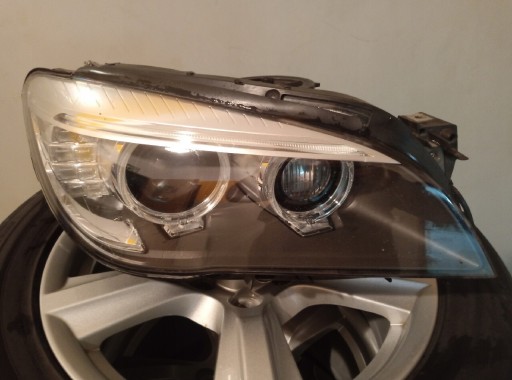 Zdjęcie oferty: Reflektor przedni prawy BMW 7 f01 2014 bixenon/h7