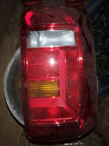 Zdjęcie oferty: Lampy Tył VW CADDY