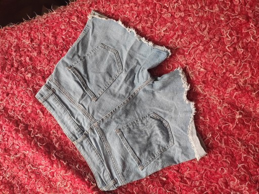 Zdjęcie oferty: Esmara szorty krótkie spodenki jasny jeans 36