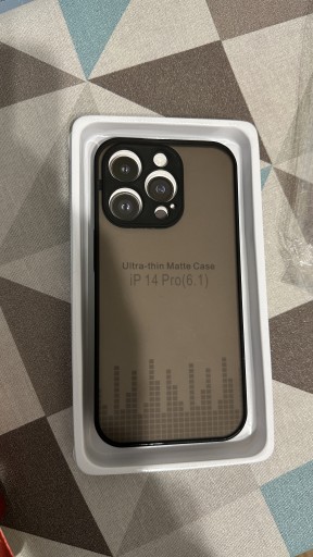 Zdjęcie oferty: Case iPhone 14 Pro czarne nowe 