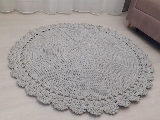 Zdjęcie oferty: Okrągły dywan na szydełku 120 cm