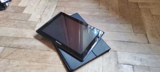 Zdjęcie oferty: Tablet Lenovo A7600-H + ETUI
