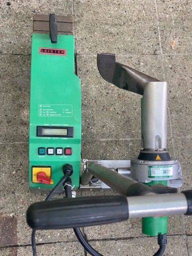 Zdjęcie oferty: Automat Leister Varimat V1 igla 220V