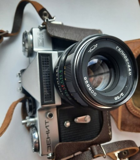 Zdjęcie oferty: Zenit Zenith EM  + obiektyw Helios 44M 2/58 005696