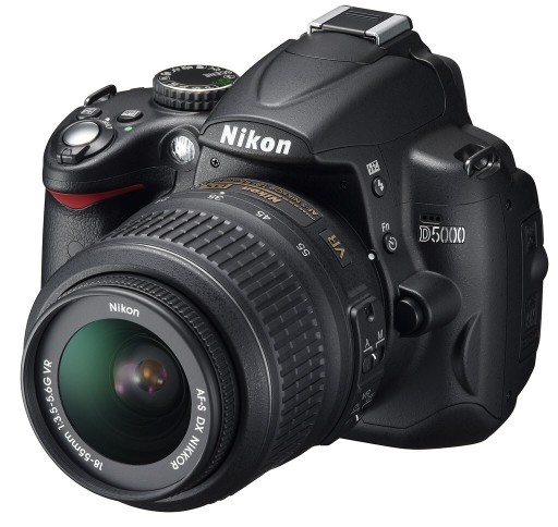 Zdjęcie oferty: Lustrzanka Nikon D5000 + obiektyw 18-55 NIKKOR