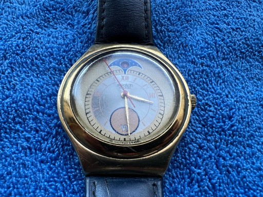Zdjęcie oferty: Zegarek Szwajcarski Swatch Gold Moon Date 1993