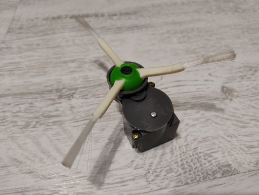 Zdjęcie oferty: Moduł szczotki bocznej Irobot Roomba e5 z Nową szczotką