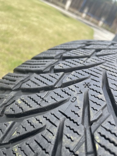 Zdjęcie oferty: Nokian opona zimowa 235/55r19