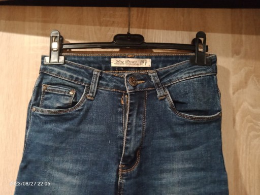 Zdjęcie oferty: Spodnie damskie jeansy 
