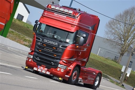 Zdjęcie oferty: NAPRAWA STEROWNIKA SILNIKA SCANIA S8 - R410/450