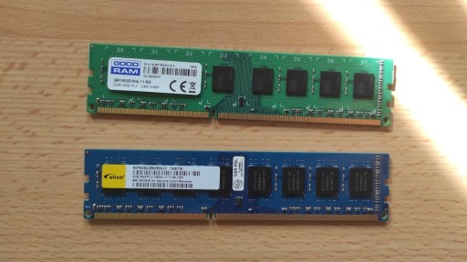 Zdjęcie oferty: PAMIĘĆ RAM DDR3 8GB 1600 MHz x2