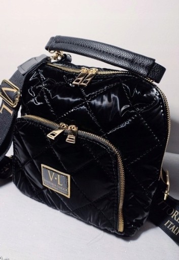 Zdjęcie oferty: Cudowny Torebko-Plecaczek Vittoria Lucca czarny