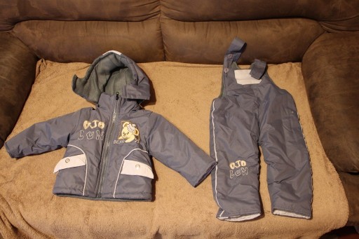 Zdjęcie oferty: Spodnie i kurtka zimowa kombinezon 6 - 9 m 68 - 74
