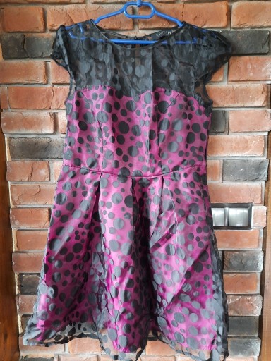 Zdjęcie oferty: Sukienka fioletowa z czarnym tiulem w groszki 42