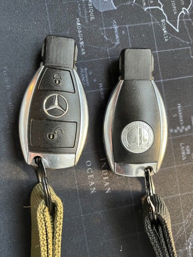 Zdjęcie oferty: AMG obudowa klapka kluczyka plecy Mercedes Rybka