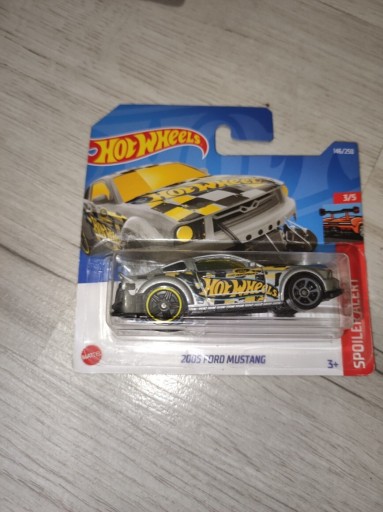 Zdjęcie oferty: Auto hot wheels 2005 ford mustang 