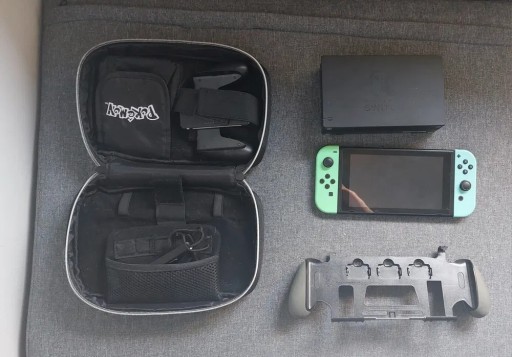 Zdjęcie oferty: Konsola NINTENDO SWITCH V2 + 24 Gry + Etui + Grip