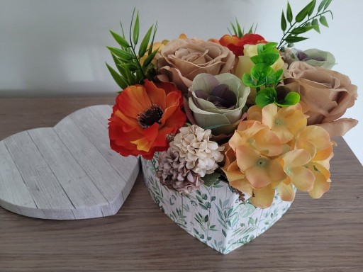 Zdjęcie oferty: Flower box serce 