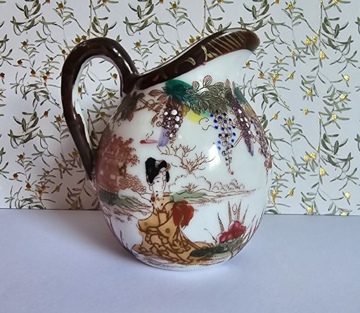 Zdjęcie oferty: Japońska porcelana vintage, mlecznik. 