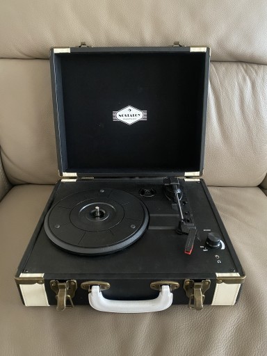 Zdjęcie oferty: Gramofon walizka Audio Nostalgy Auna