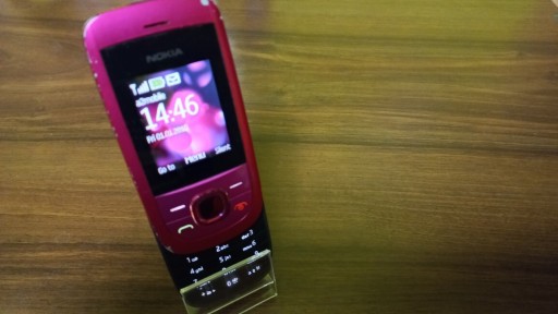 Zdjęcie oferty: Działająca Nokia 2220s Slide bez simlocka