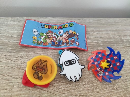 Zdjęcie oferty: Zestaw figurek kinder niespodzianka Mario Bros