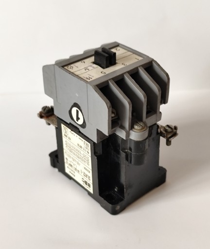 Zdjęcie oferty: Stycznik EMA Elester SLA12-I 20A SLA 12/I