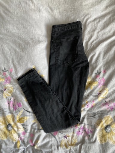 Zdjęcie oferty: Spodnie jeansowe czarne skinny 40 L