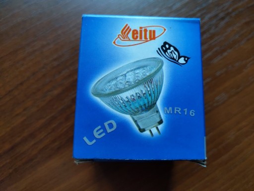 Zdjęcie oferty: ŻARÓWKA LED E27 3W = 20W zimna biel REFLEKTOR