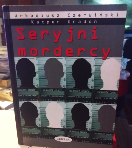 Zdjęcie oferty: Seryjni mordercy. Arkadiusz Czerwiński