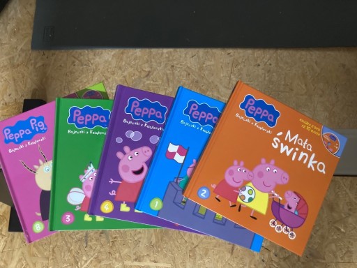 Zdjęcie oferty: Książeczki Świnka Peppa DVD 