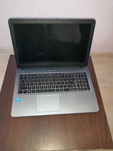 Zdjęcie oferty: LAPTOP ASUS X540SA  -4GB RAM- 1TB HDD- WIN10