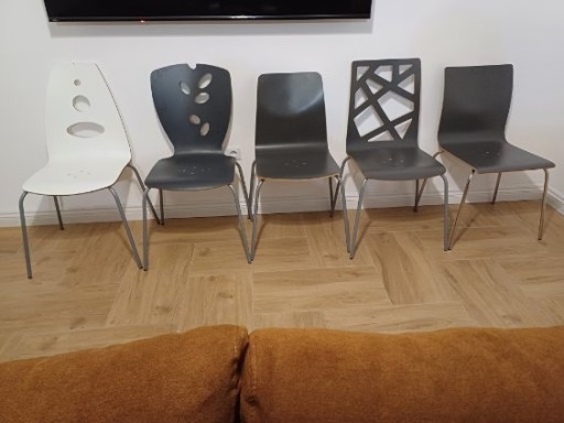 Zdjęcie oferty: krzesła kuchenne poczekalni biurowe szatni  Sanok