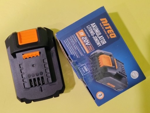 Zdjęcie oferty: Akumulator NITEO 20V Max + ładowarka