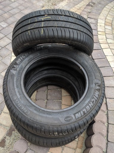 Zdjęcie oferty: Opony Michelin ENERGY SAVER+ 215/60 R16 95H