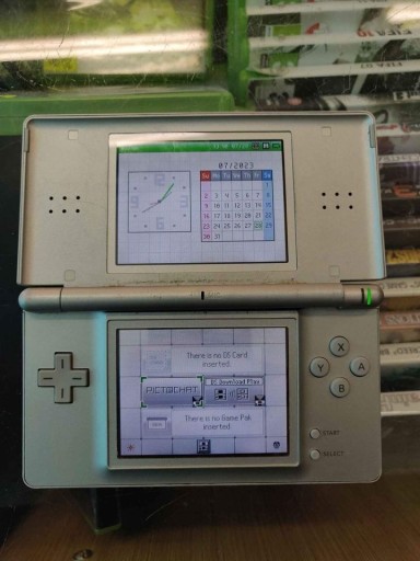 Zdjęcie oferty: Konsola Nintendo ds lite srebrna. Czytaj opis.